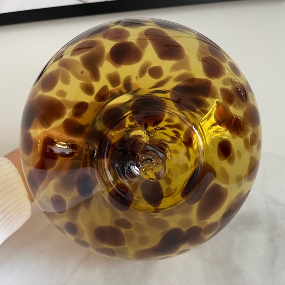 Vintage hand blown glass vase - Picture 3 of 3